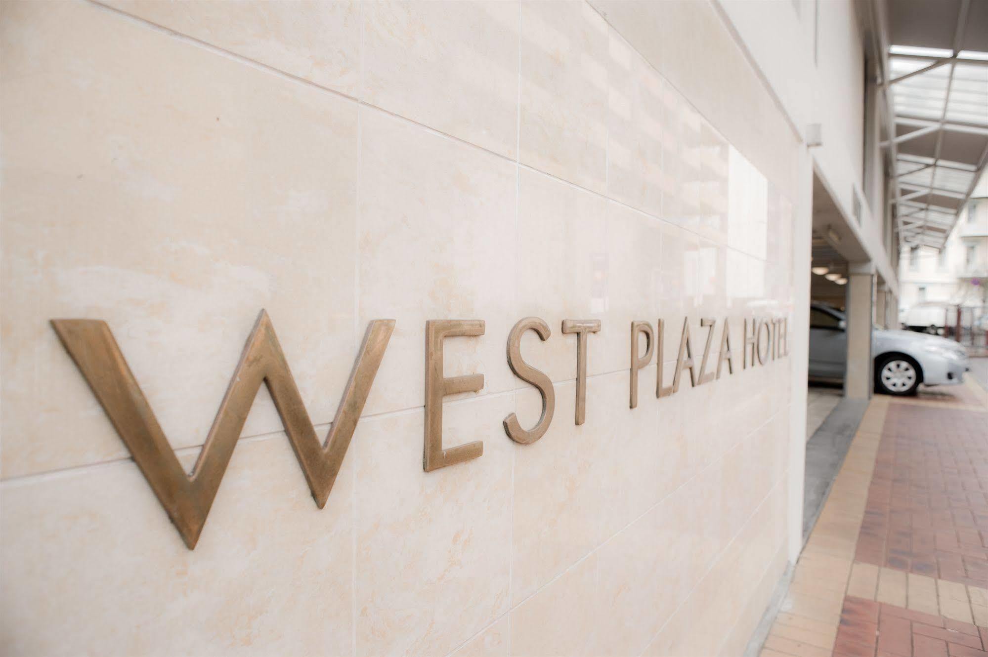 West Plaza Hotel Wellington Exterior photo